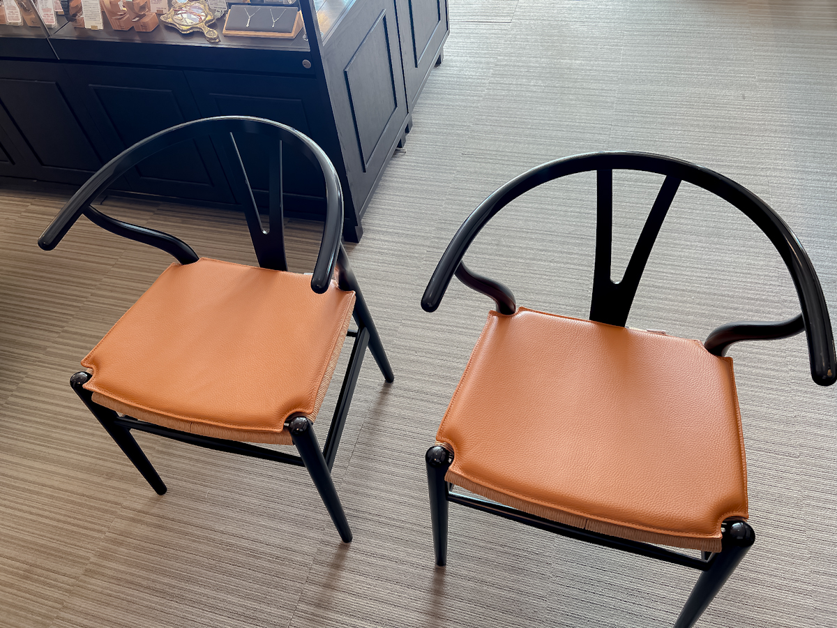 CARL HANSEN & SON（カール・ハンセン＆サン）
Yチェア（ワイチェア）ハンス J. ウェグナー