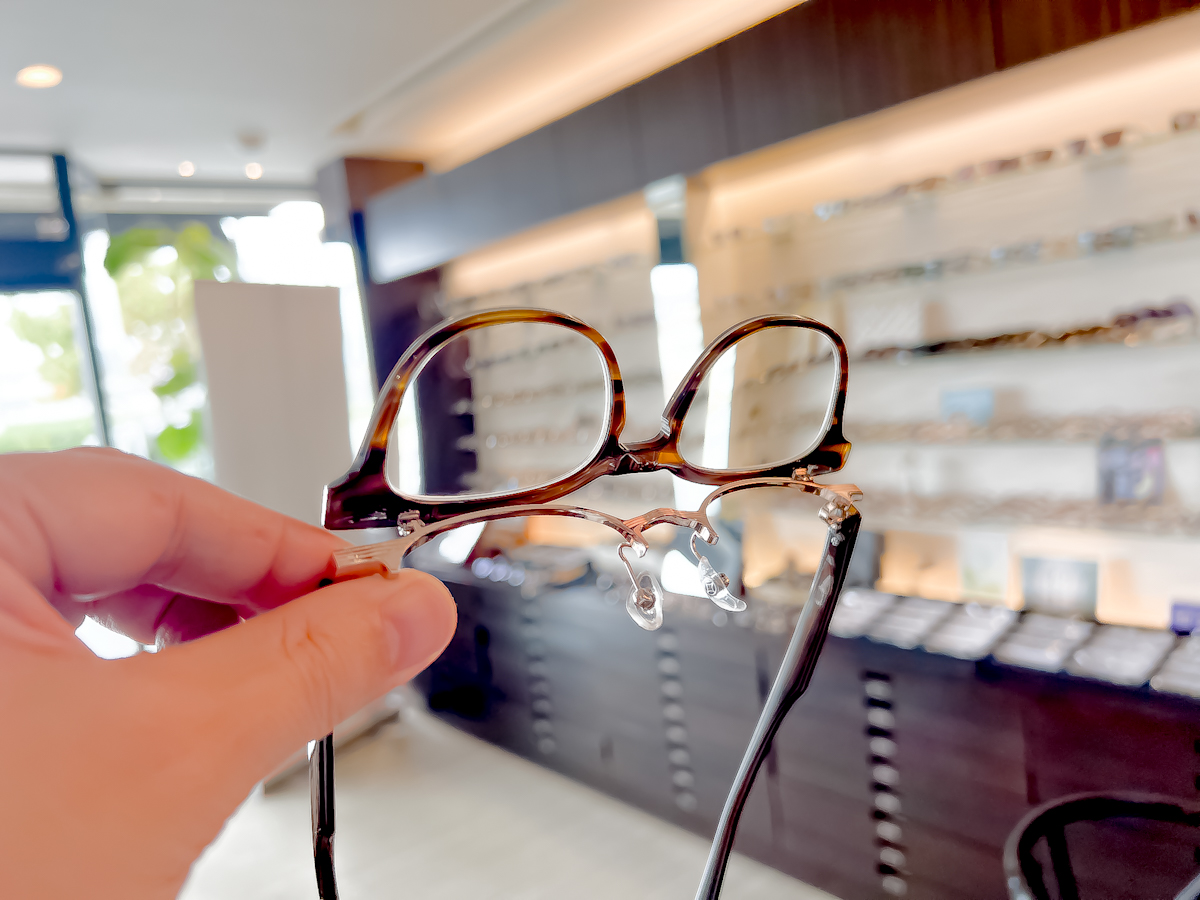 フォーナインズ最強品質神話が・・・NPM-56破損・・・逆Rヒンジが