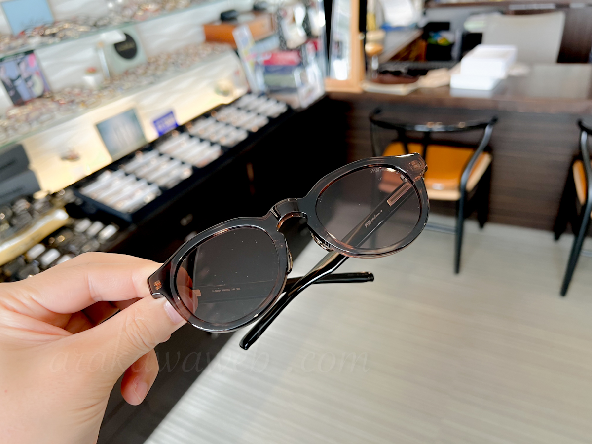 【紫外線対策も万全】フォーナインズ「F-60NP COL862」レッドブラウン×グレーササが上品すぎる！静岡でサングラス買うならココ！