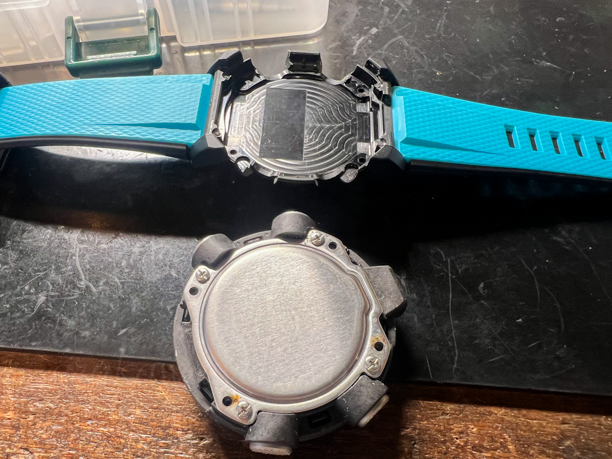 CASIO G-SHOCK GA-2000 電池新品交換済み！完動品 G-SHOCK GA-2000 電池交換済 メンズ