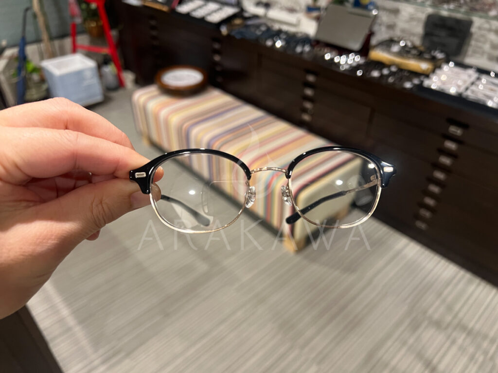 FOURNINES
M-136
COL9901