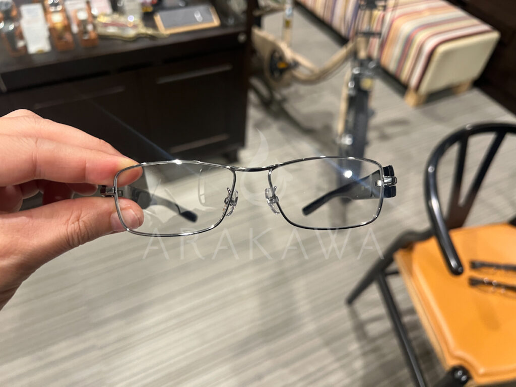 FOURNINES
S-275T
COL2052
グレーシルバー×ブルーグレー