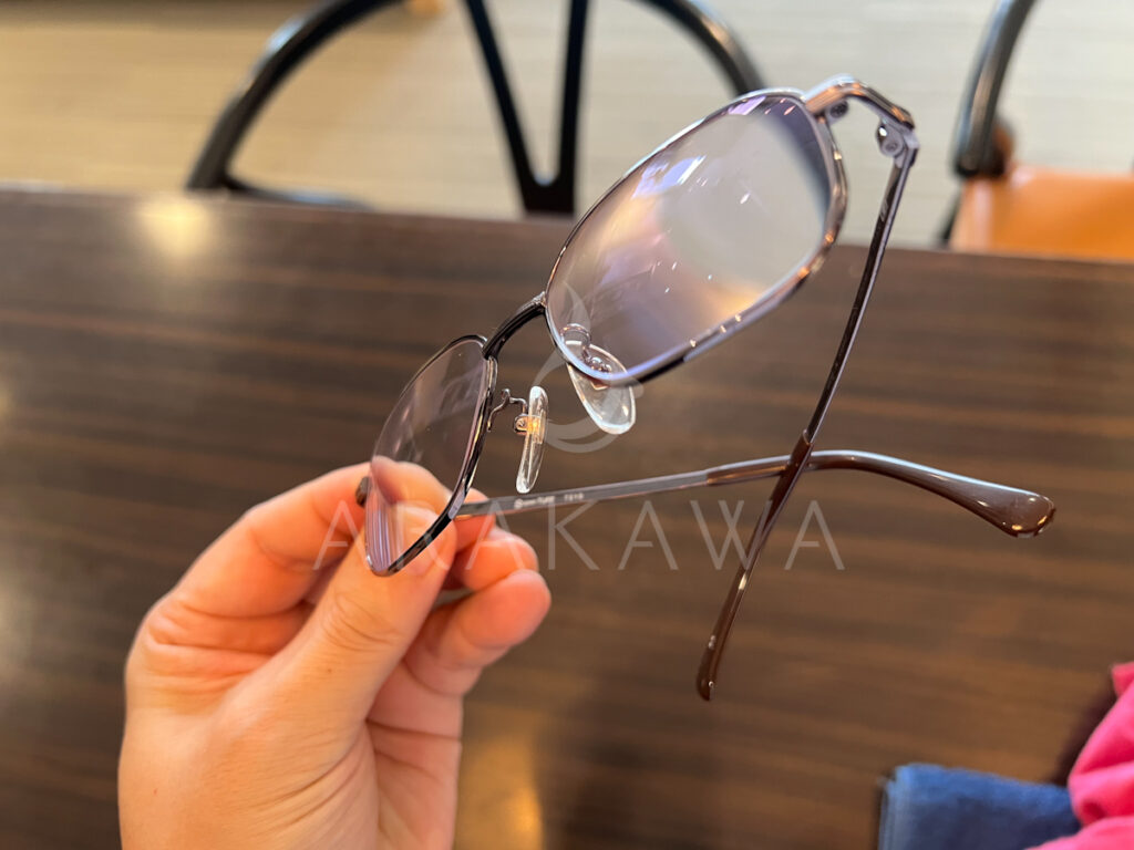 静岡
眼鏡
めがね
薄型加工
眼鏡作製技能士１級