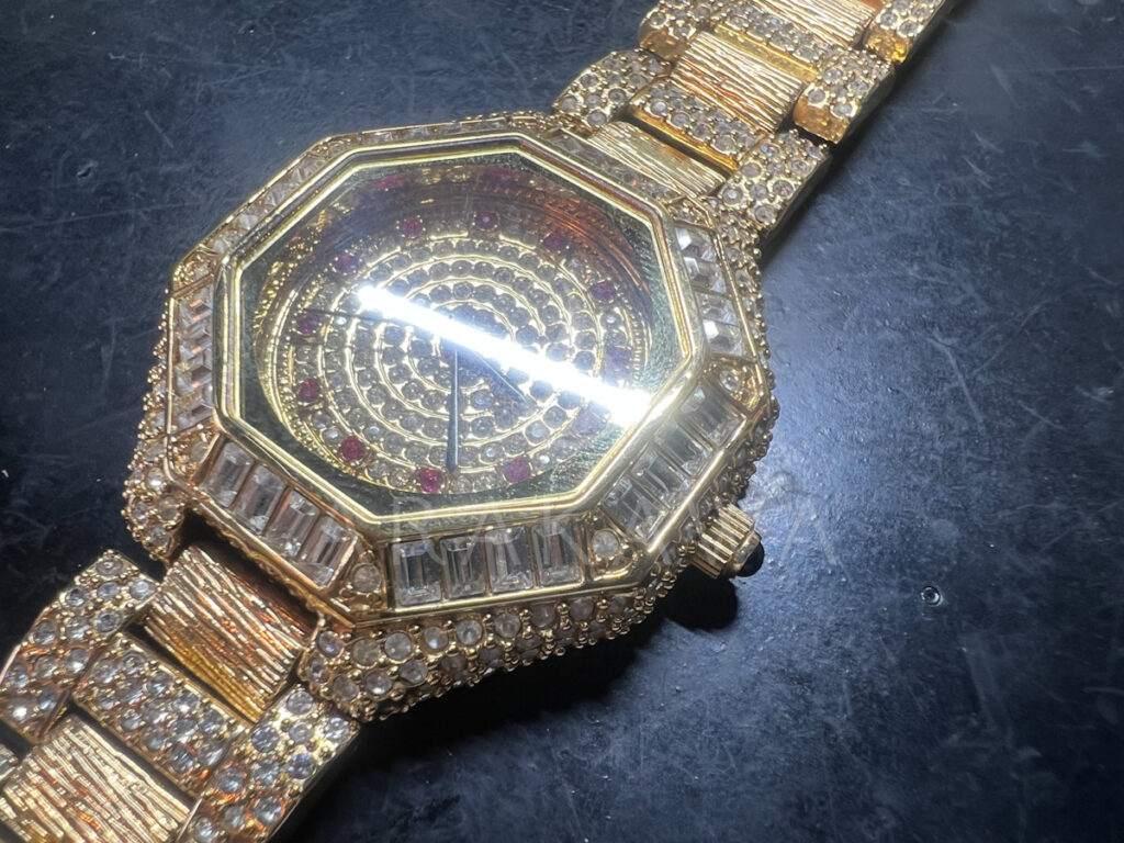 Louis Lasserre
腕時計
電池交換
函南