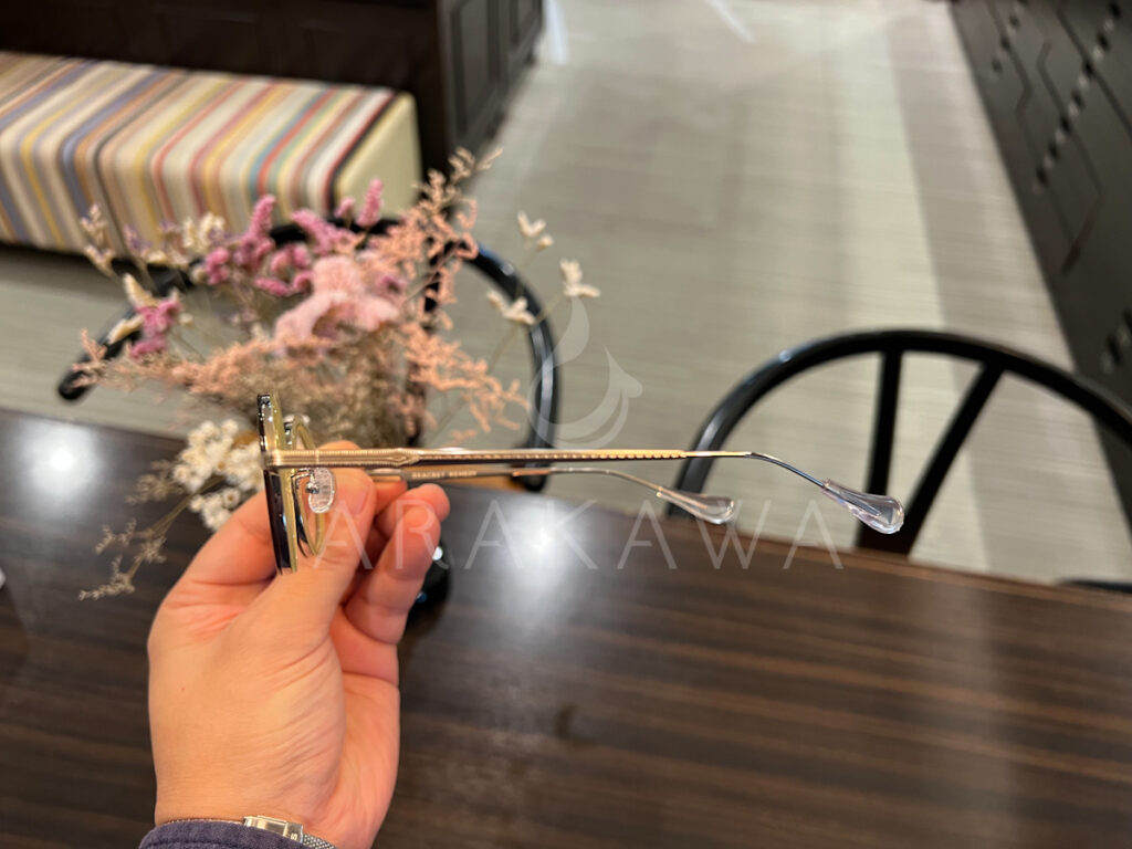 S-035W
静岡
荒川時計店
シークレットレメディ