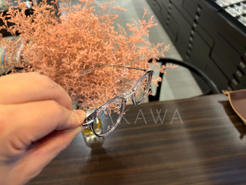 SEACRETREMEDY
函南
ARAKAWA
S-048RT
眼鏡女子