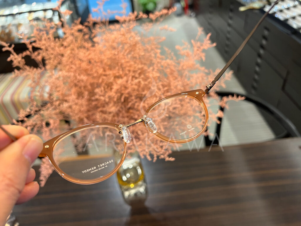 S-048
SEACRETREMEDY
シークレットレメディ
函南
ボストン
眼鏡女子