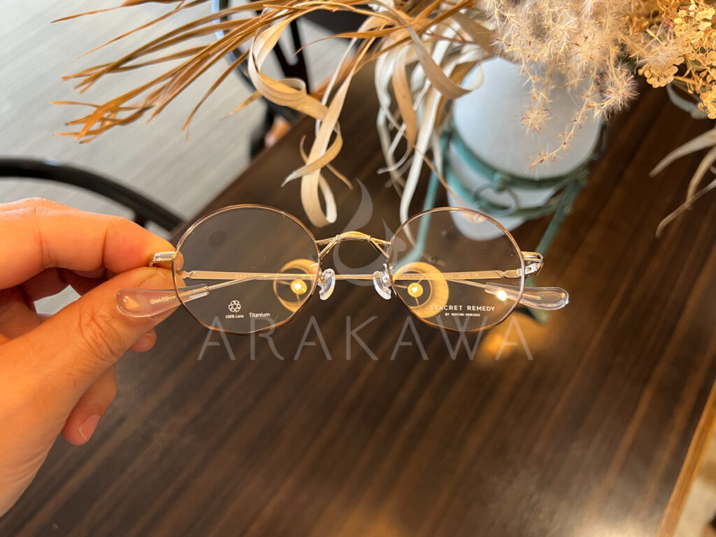 S-081
SEACRETREMEDY
COL02
デミ
ゴールド