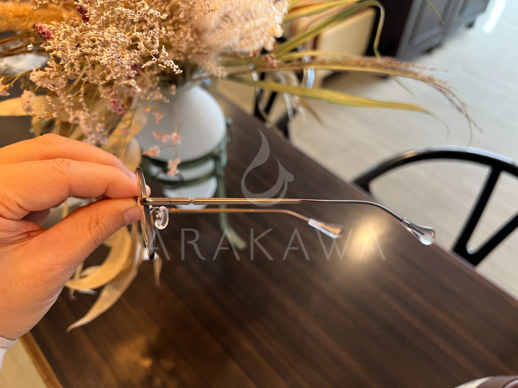 グレージュマット
眼鏡
シークレットレメディ
静岡