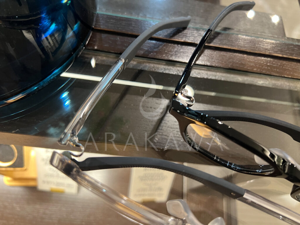 逆Rヒンジ
FOURNINE
静岡
ARAKAWA