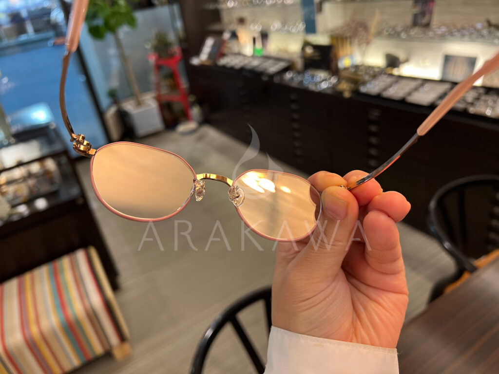 FOURNINES
999.9
S-782T
ARAKAWAWEB