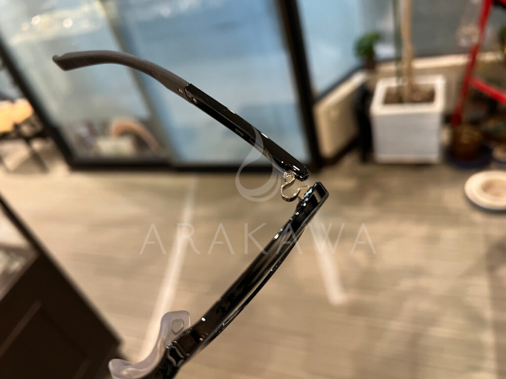 逆Rヒンジ
FOURNINES
フォーナインズ
荒川時計店