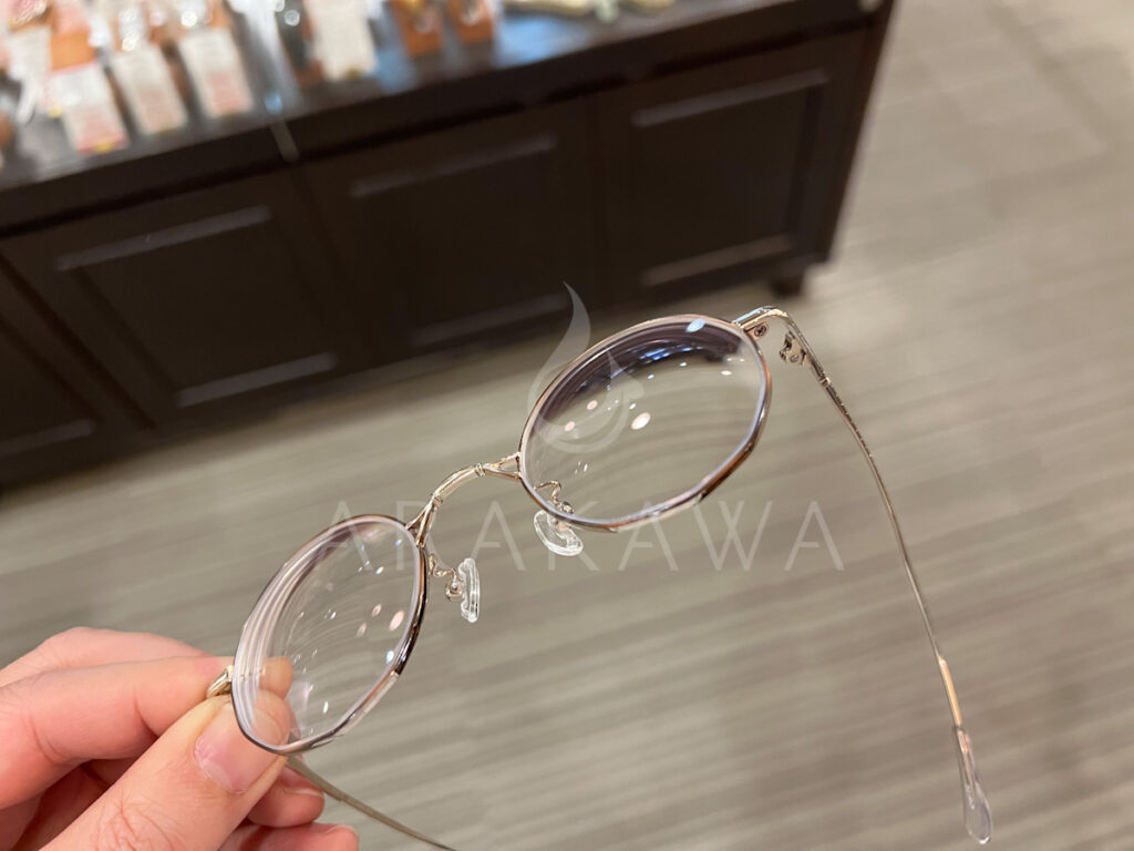 S-081
函南
静岡
荒川時計店
遠近両用
眼鏡