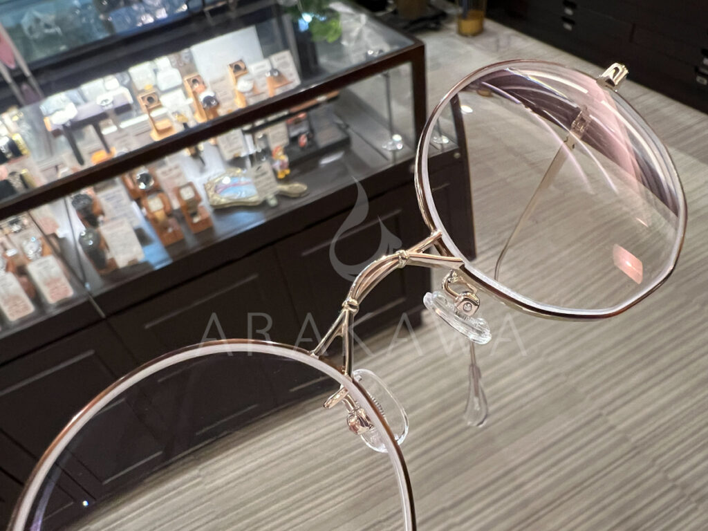 SEACRETREMEDY
シークレットレメディ
静岡
函南
荒川時計店
時計修理技能士1級
遠近両用
hoya両面シンクロ設計