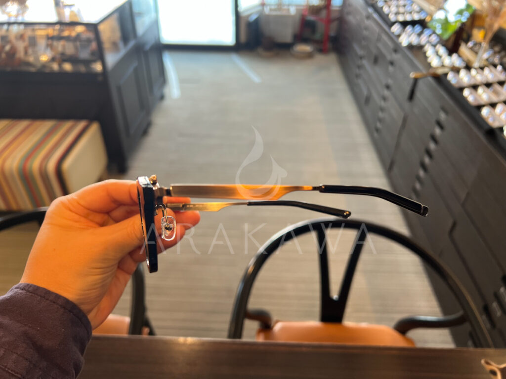 フォーナインズ静岡
函南
荒川時計店
眼鏡作製技能士1級
静岡