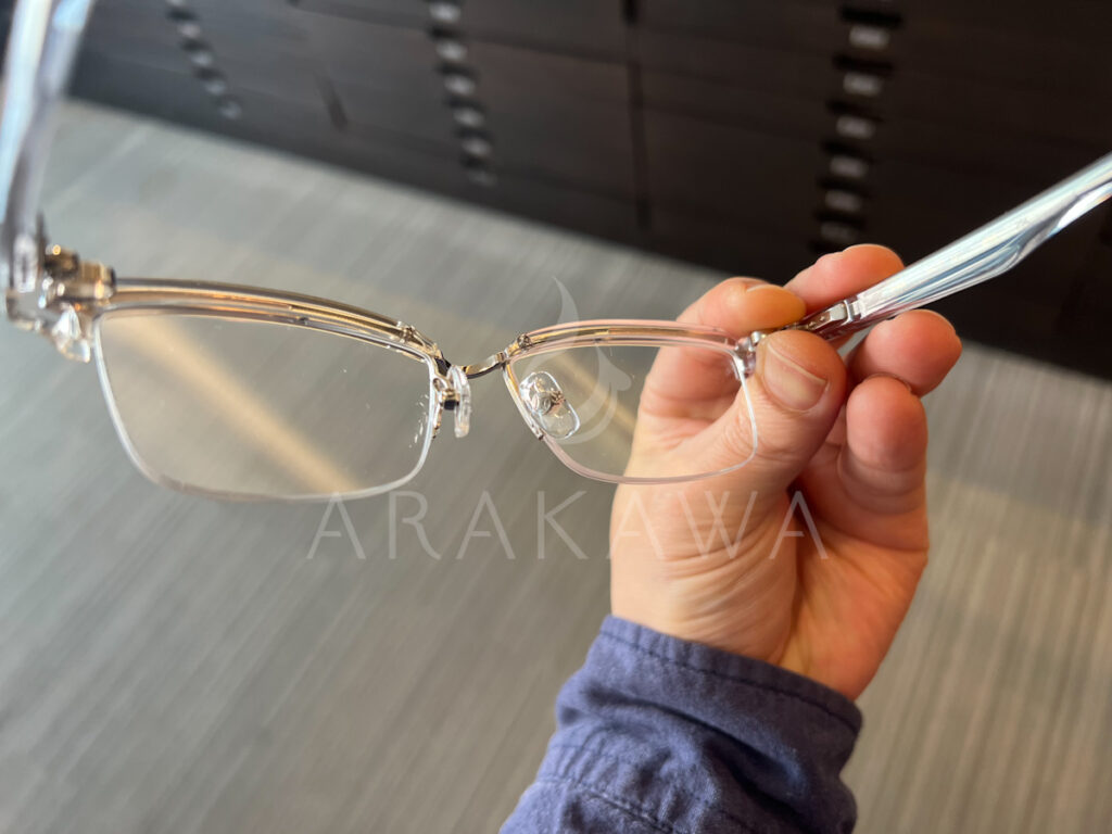 FOURNINES
M-802
COl2000
函南
荒川時計店