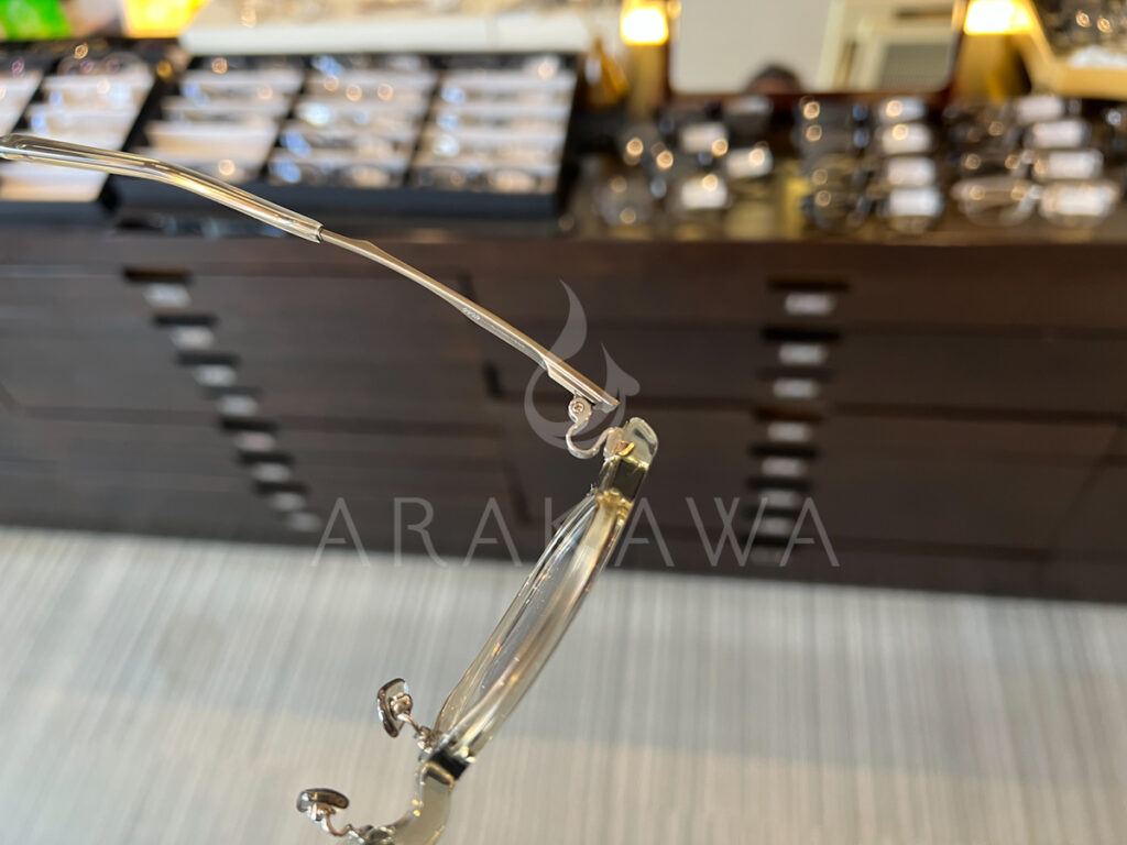 FOURNINES
NPM-152
COL9208
静岡
荒川時計店
ARAKAWA