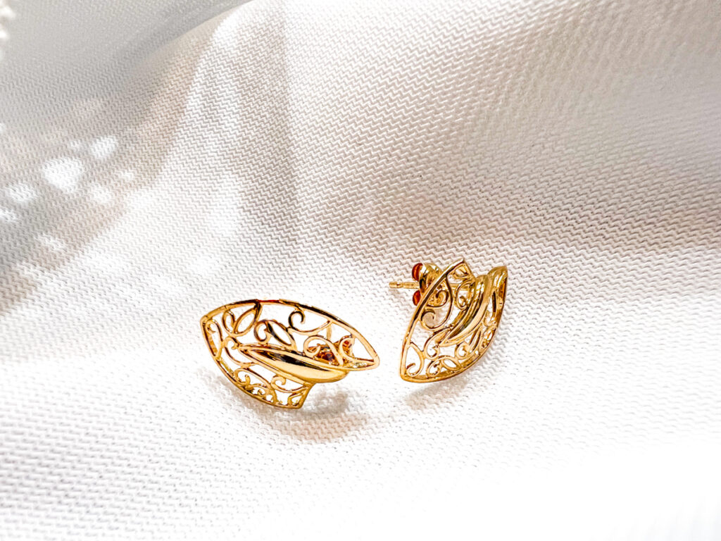 K18
ピアス
一点もの
静岡
ARAKAWA