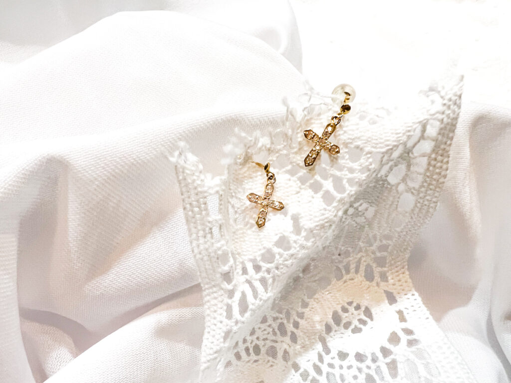 K18
ダイヤモンド
クロスピアス
十字架ピアス